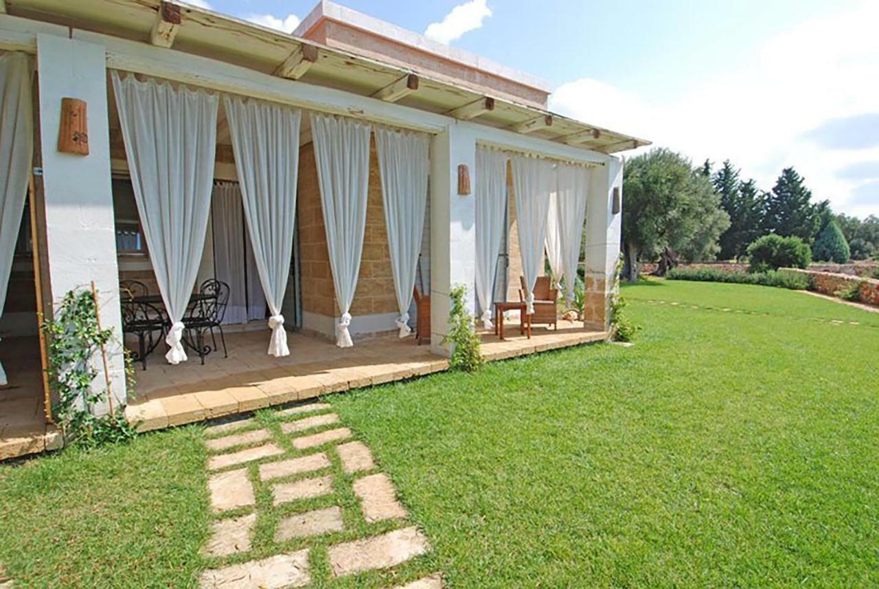 Casa Vacanze La Corte Aparthotel Torre Vado Luaran gambar