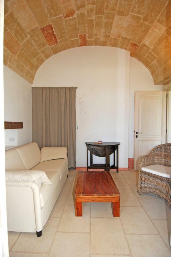 Casa Vacanze La Corte Aparthotel Torre Vado Luaran gambar